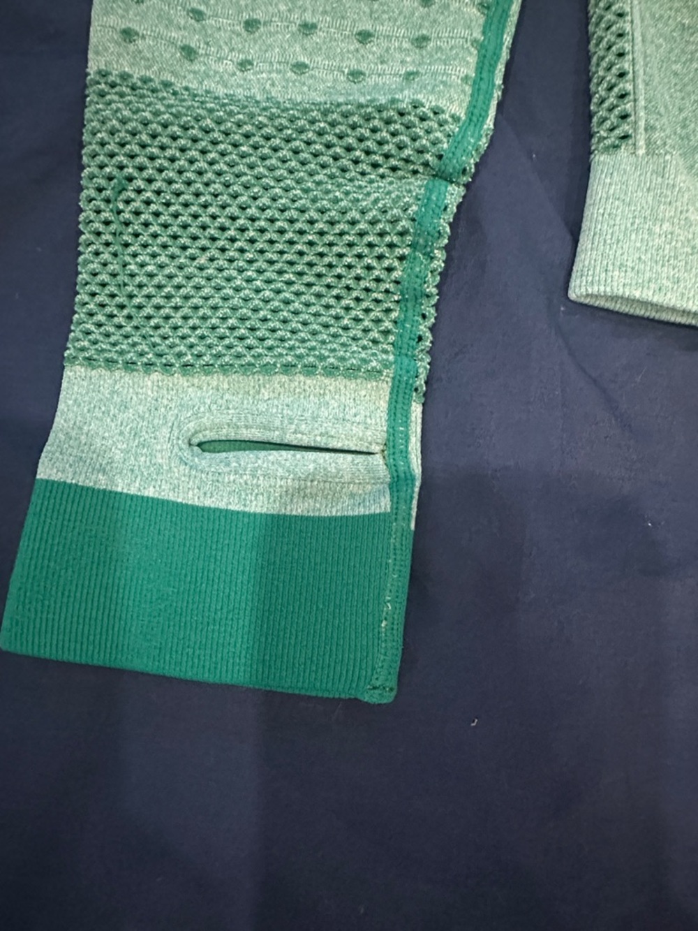 Bombshell Sportswear Teal Green Mesh Crop Top Size M/L - Picture 2 of 7